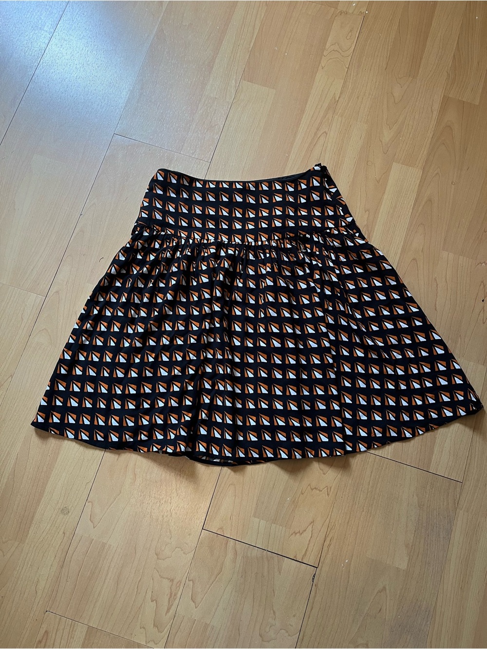 Prada skirt size 38
